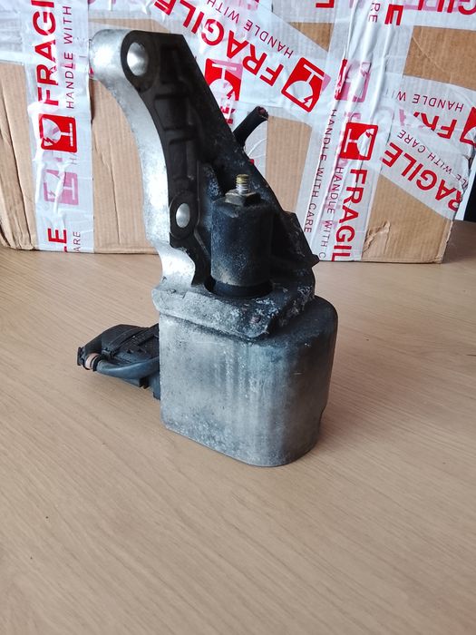 Nastawnik Aktuator  turbosprężarki BMW E90 E91 N47 2.0diesel K006T50171