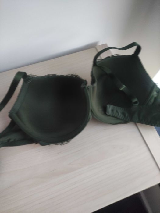 Biustonosz Hunkemoller z fiszbinami , EU90C, jak nowy