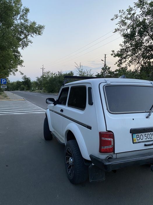 НИВА ТАЙГА 1.7 2005рік