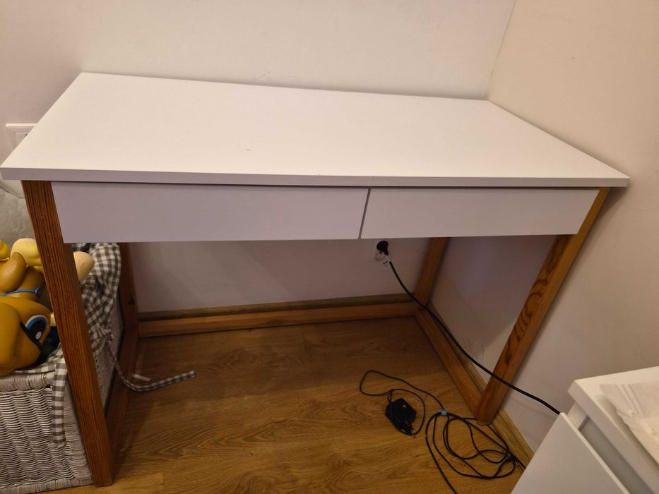 Biurko białe 100x50