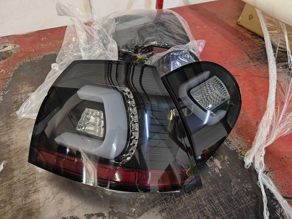Передний бампер VW Golf V Фольксваген Гольф 5 GTI ZPVW02