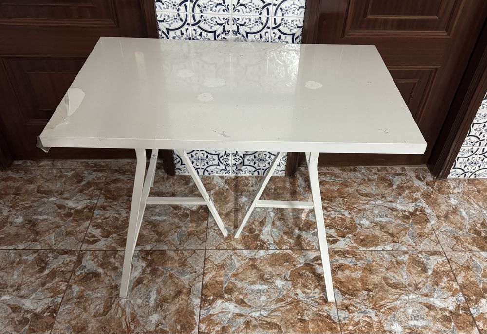 IKEA Table + Chair64752046798593120