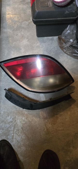 Farolim esquerdo OPEL Astra H Hatchback