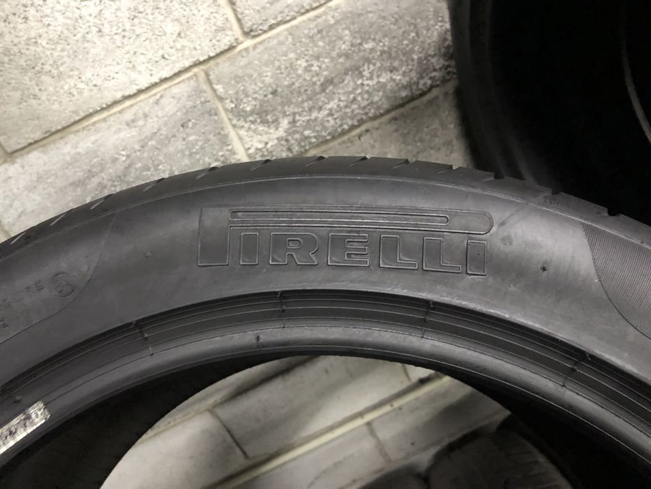 Різноширокі літні шини 235/50 R19 i 255/45 R19 PIRELLI