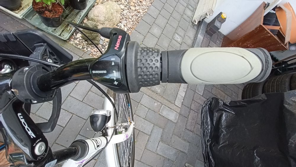 Rower dziewczęcy na kołach 24cale