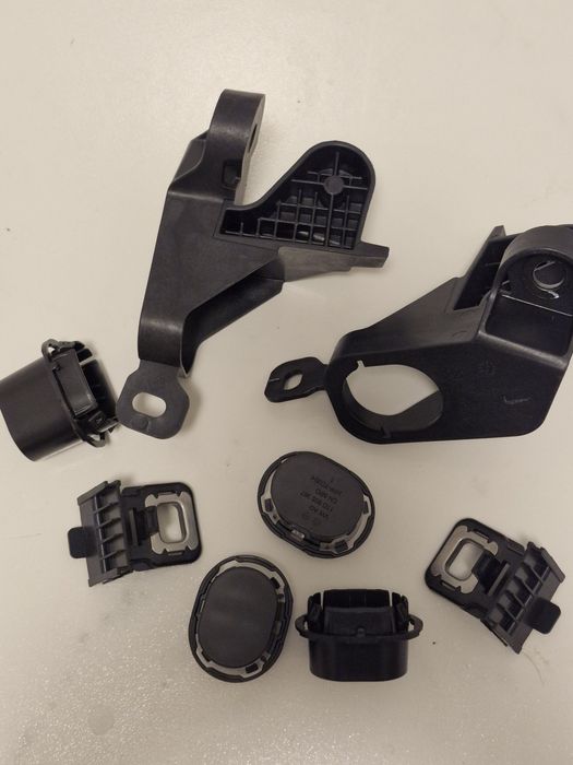 Кронштейн кріплення фари VW ID.4, ID.5, ID.6 код 10A 941 109