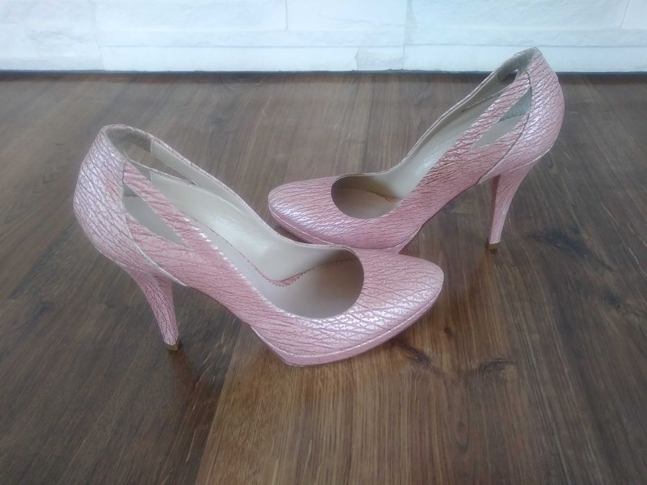 Eleganckie buty szpilki rozm 37