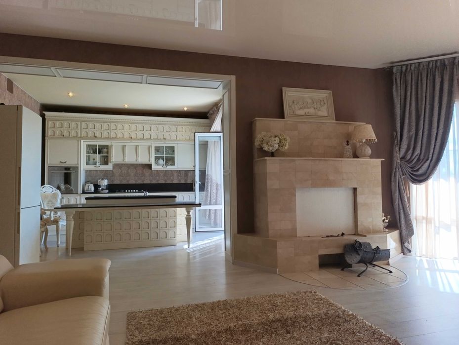 КРАСИВЕЙШИЙ авторский дом на МОРЕ в 3 эт. с красивой мебелью и камином