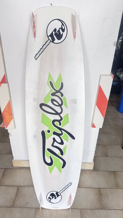Prancha de Kitesurf RRD Triplex 126/35 coleção