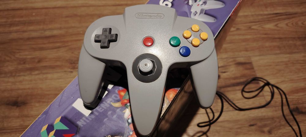 NINTENDO 64 PAL konsola, kontroler, okablowanie