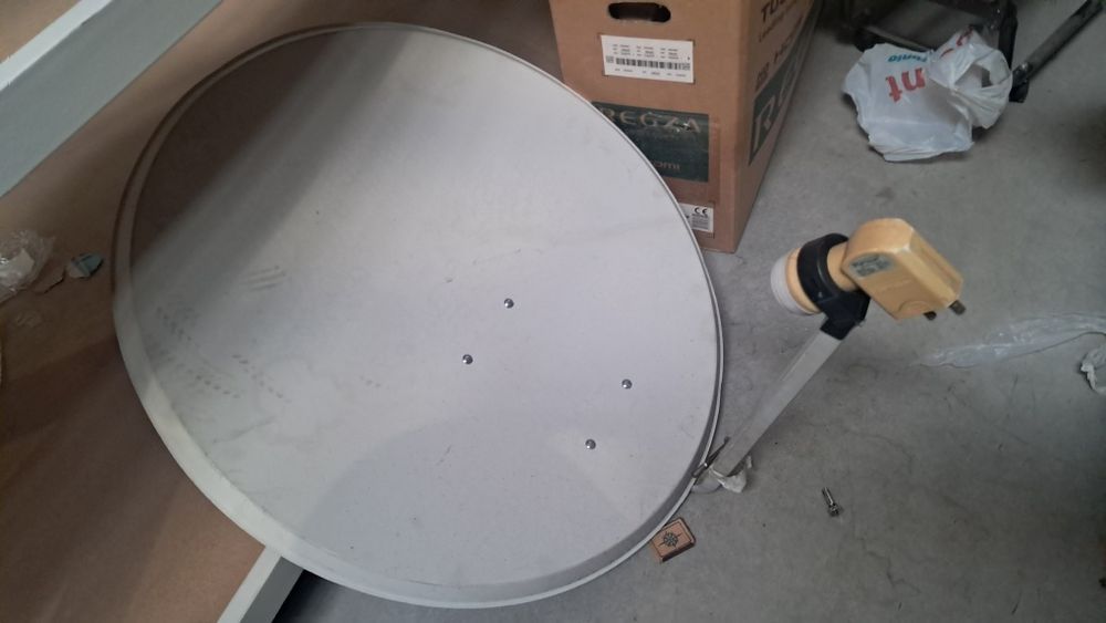 Antena satelitarna duża 80 cm