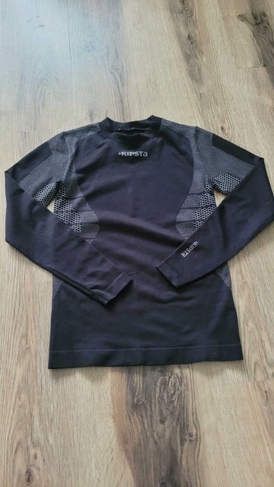 Czarna młodzieżowa bluzka termiczna, Kipsta