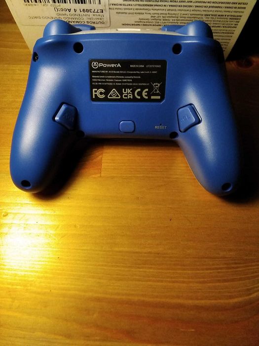 Comando Nintendo Switch Pikachu