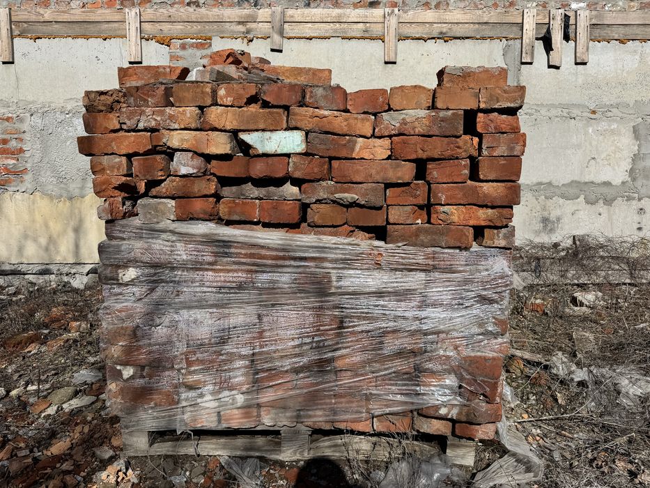 Цегла б/у в гарному стані