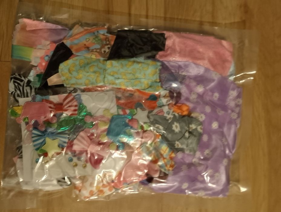 Ubranka dla lalek zafoliowane