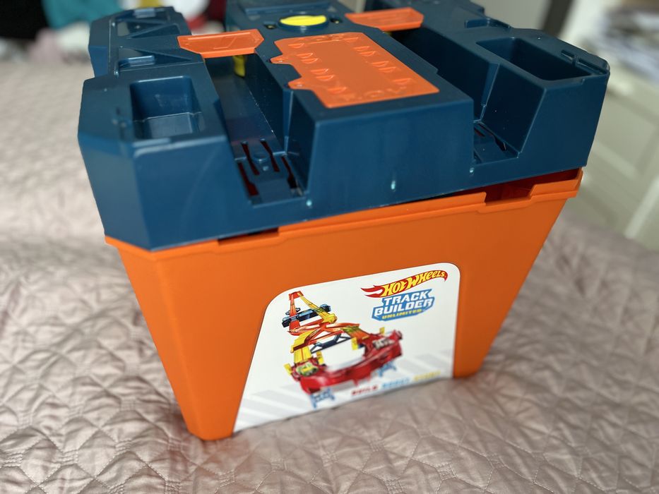 Hot wheels Track builder Mattel skrzynia podwójny napęd