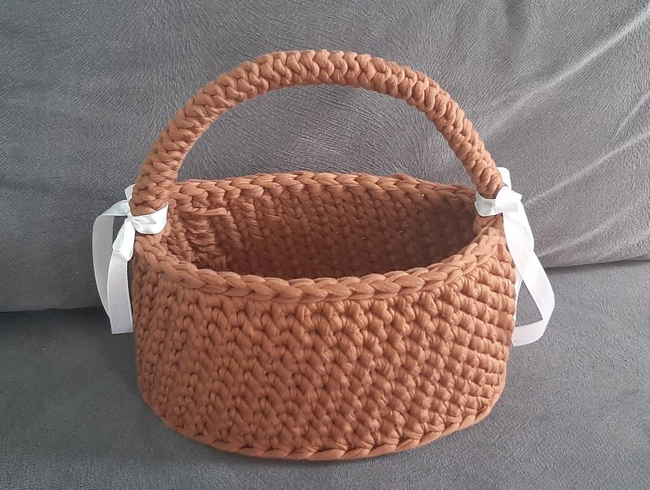 Koszyczek wielkanocny handmade na szydełku