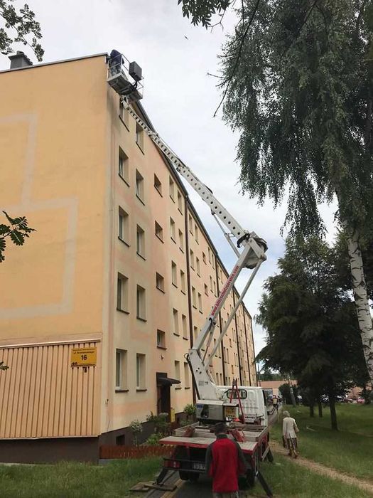 Wynajem zwyżki, zwyżka do 40m, podnośniki koszowe z operatorem