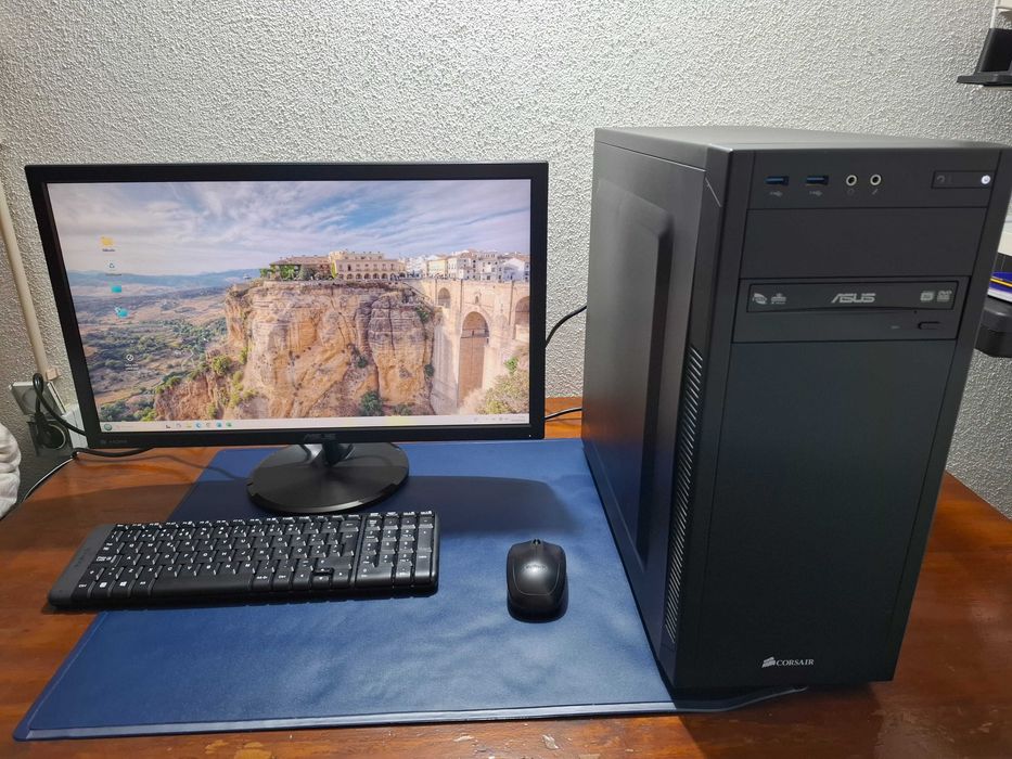 Intel Core i5 - 2.90GHz com Windows 11 e OFFICE 2021