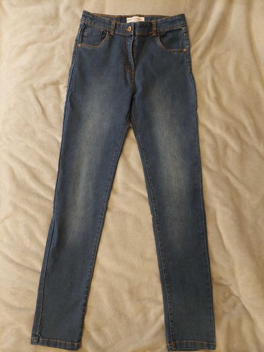 Spodnie dzinsowe dziewczece