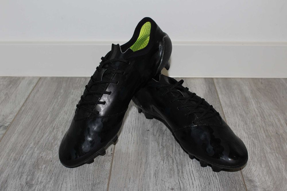 Футбольні бутси Under Armour Spotlight FG LTD р. 41