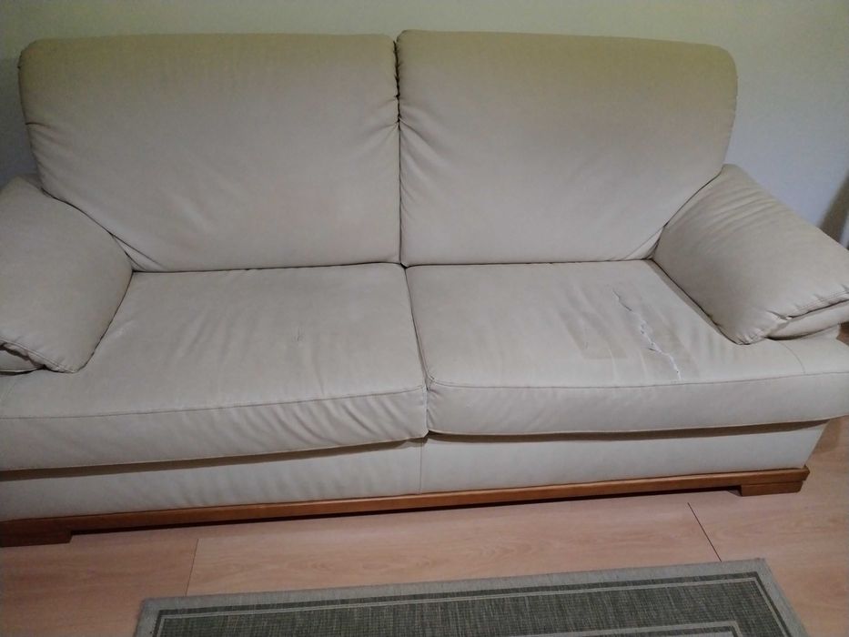 Sala com 2 sofás
