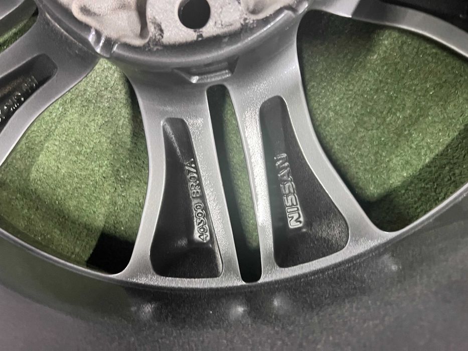 Оригінальні диски 5/114.3 r17 Nissan Qashqai X-Trail Presage та інші.