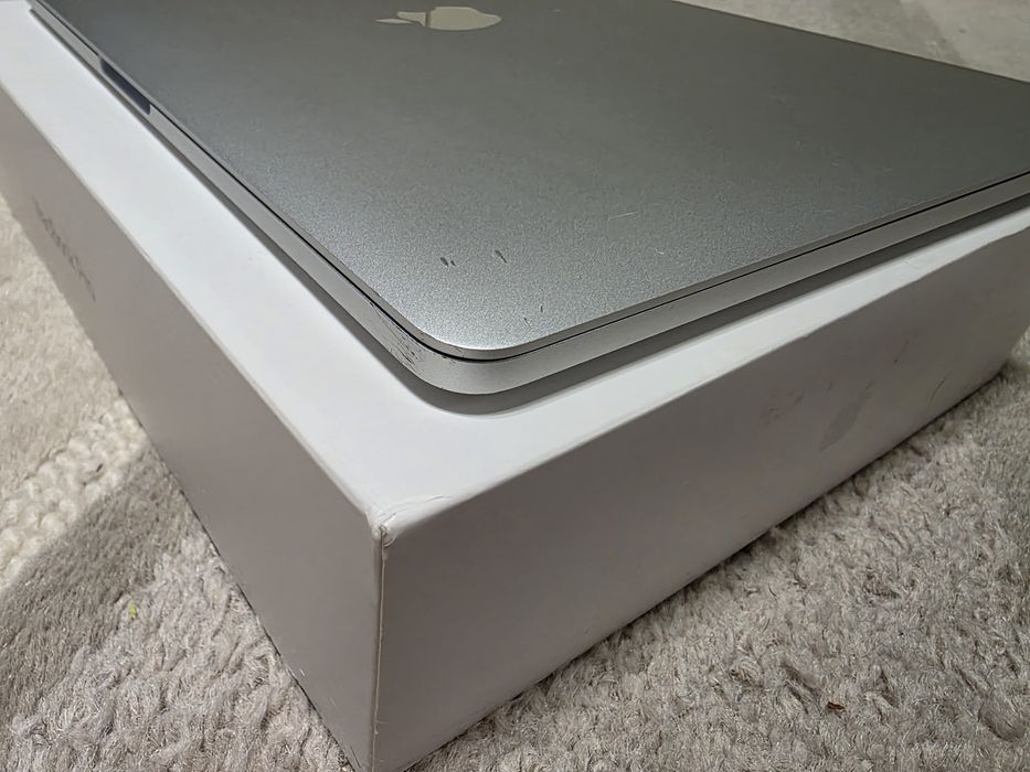 Macbook PRO 2019 A2159 16Gb в гарному стані