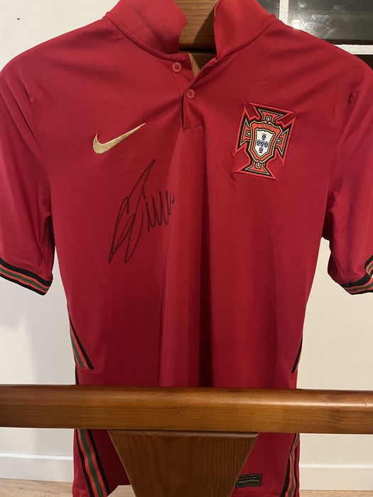 T-shirt autografada pelo Cristiano Ronaldo