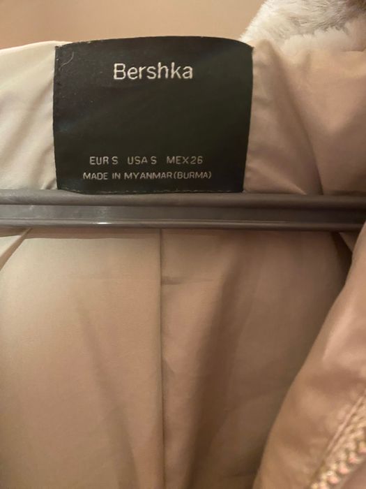 Casaco de pêlo beje da Bershka T:S