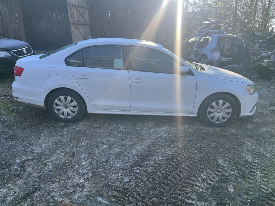 Розборка VW JETTA 6 Шрот джетта 6 запчсатини джета 6