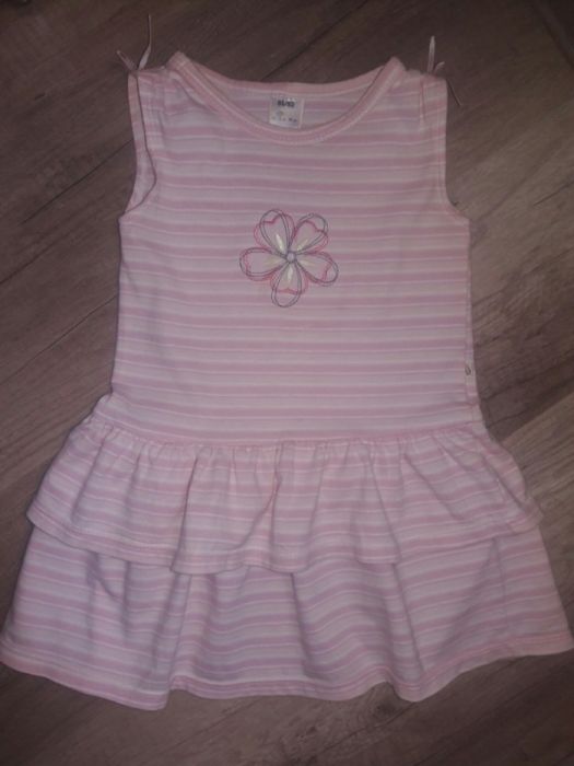 Платячко на літо,для дівчинки 2-3рочки.