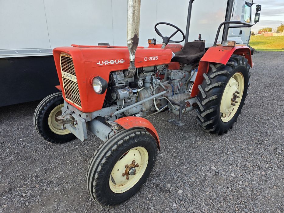 Ursus c335 - c330