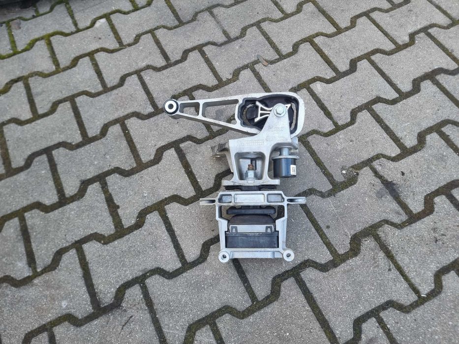 Range Rover EVOQUE L551 2.0 D Łapa Poduszka Silnika