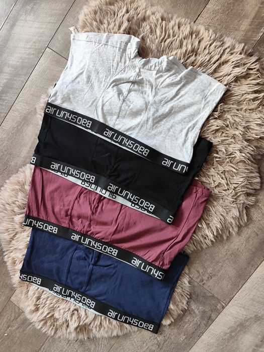 Cztery pary bokserek r.44