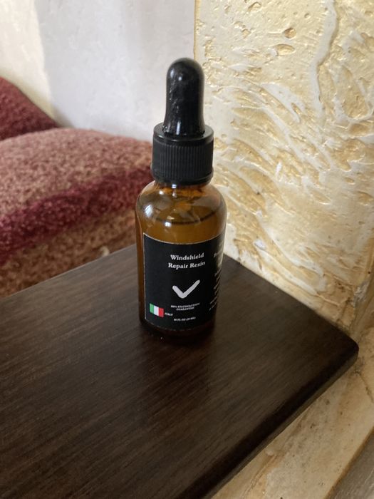 Клей для тріщин скла