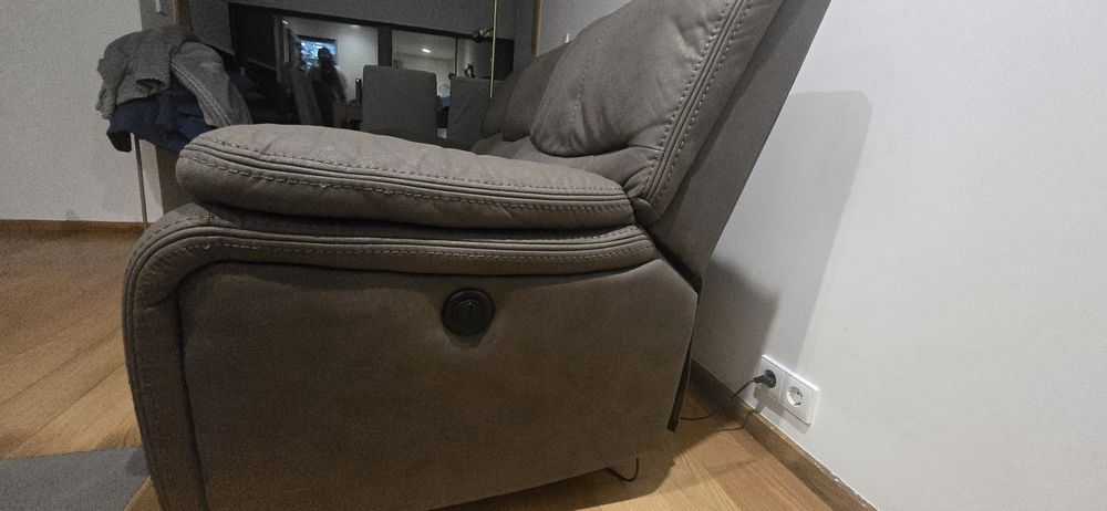 sofá reclinável de 3 lugares