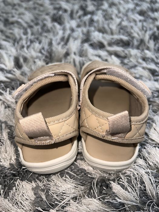 Босоніжки 22 розмір