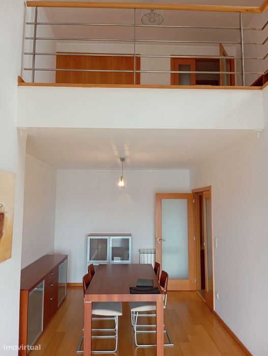 Excelente apartamento T3 duplex com terraço em Espinho