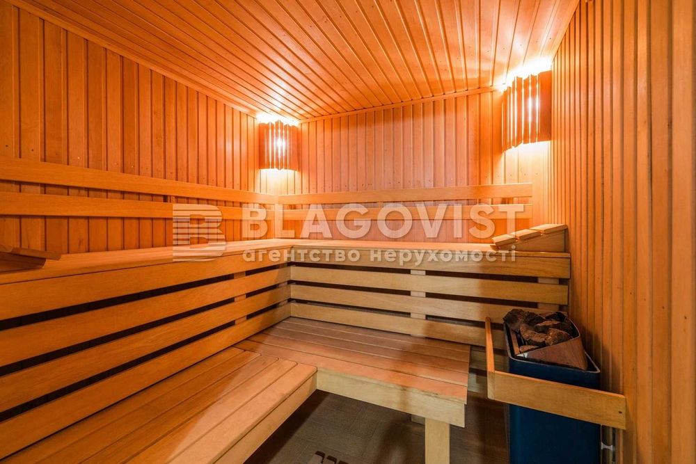 Продаж будинок з басейном стан нового  с Щасливе Київ 7 хв