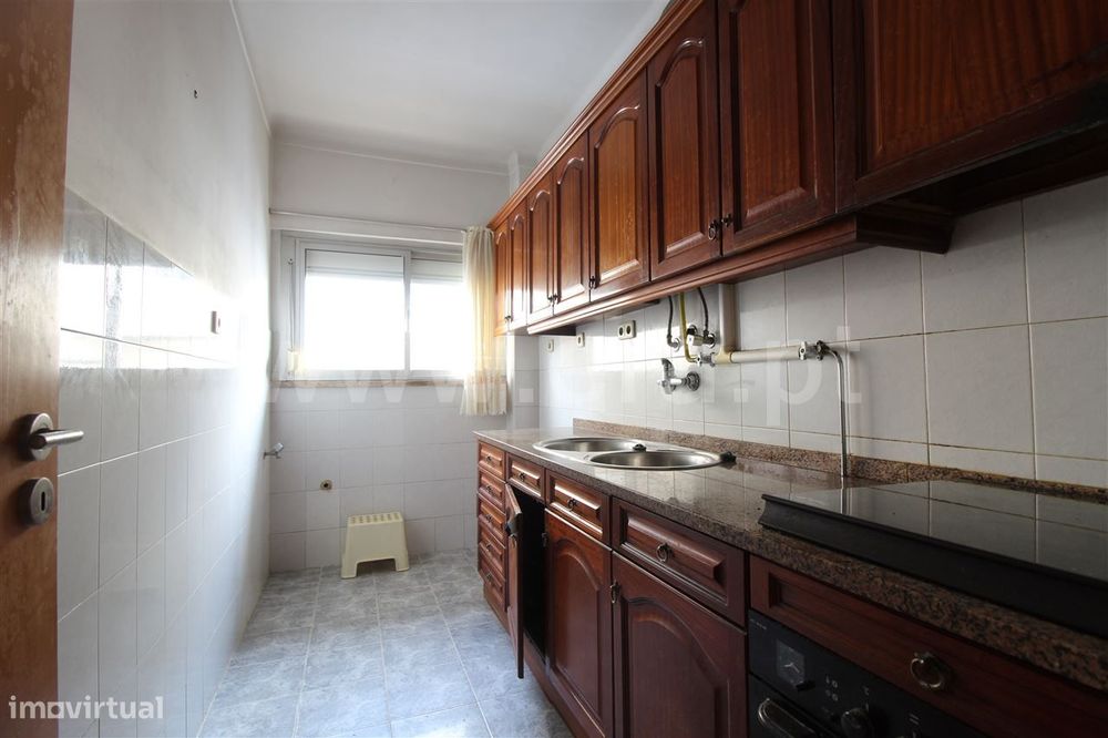 Apartamento T1 ; Amadora