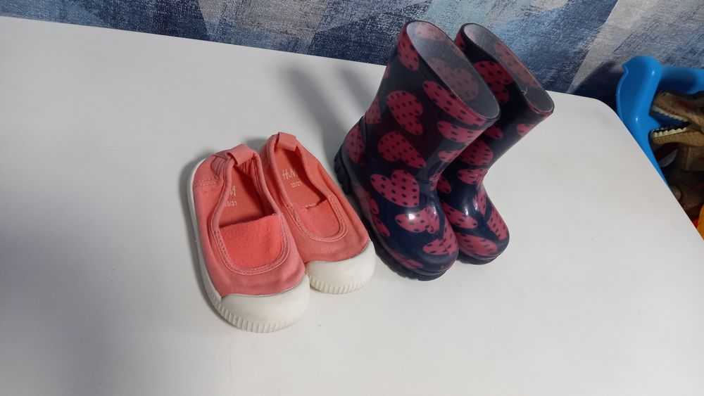 Взуття кеди,  чоботи 20-21 розмір