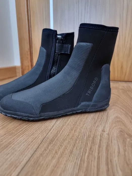 Vendo botas Tribord 4mm -Surf, canoagem, vela, caminhada aquática, SUP
