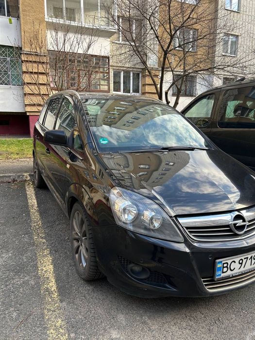 Продаю авто для сімʼї. Чудове рішення. Перекупів прошу не турбувати.