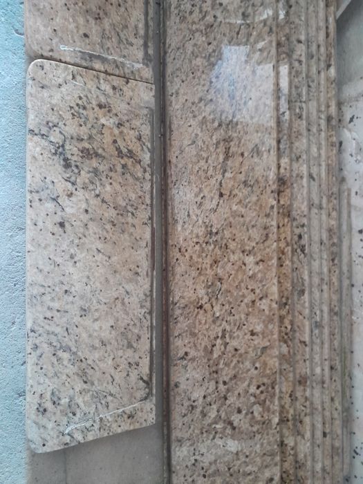Parapety granitowe