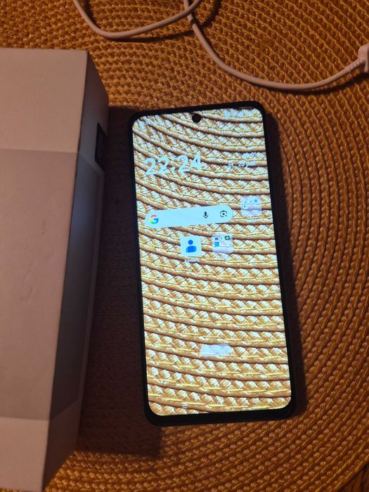 Oppo A79 5G.