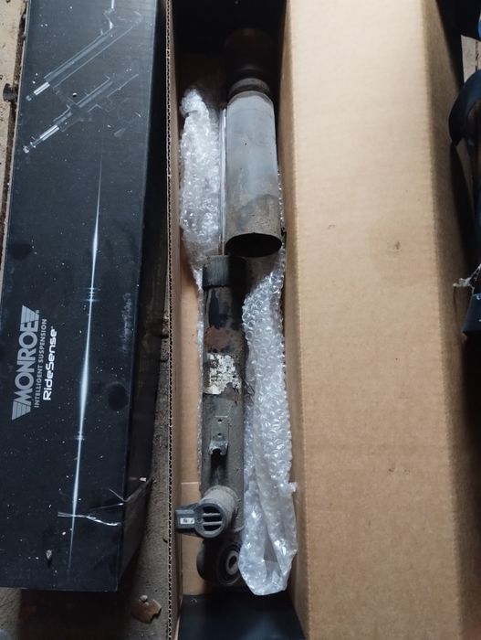 Амортизатори dcc vw passat b7