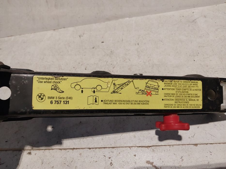 Lewarek podnośnik samochodu auta bmw e 46 e 90 e 91 e 92 e 87 e 60 e61