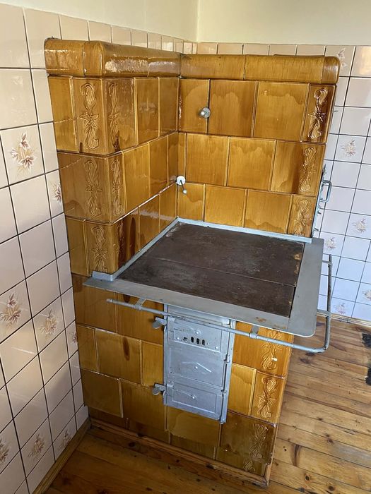 Kafle z dwóch piecy