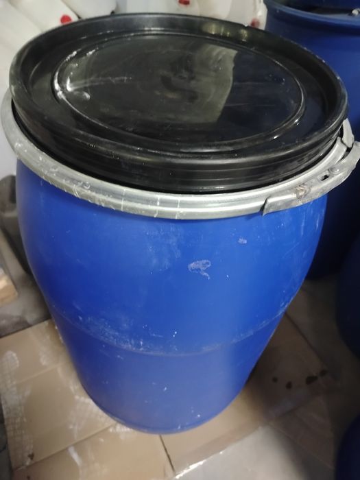 Продам  пластикові бочки